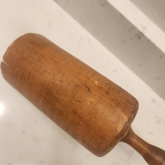 Antique Wooden Handled Scoop - Picture 3 of 3